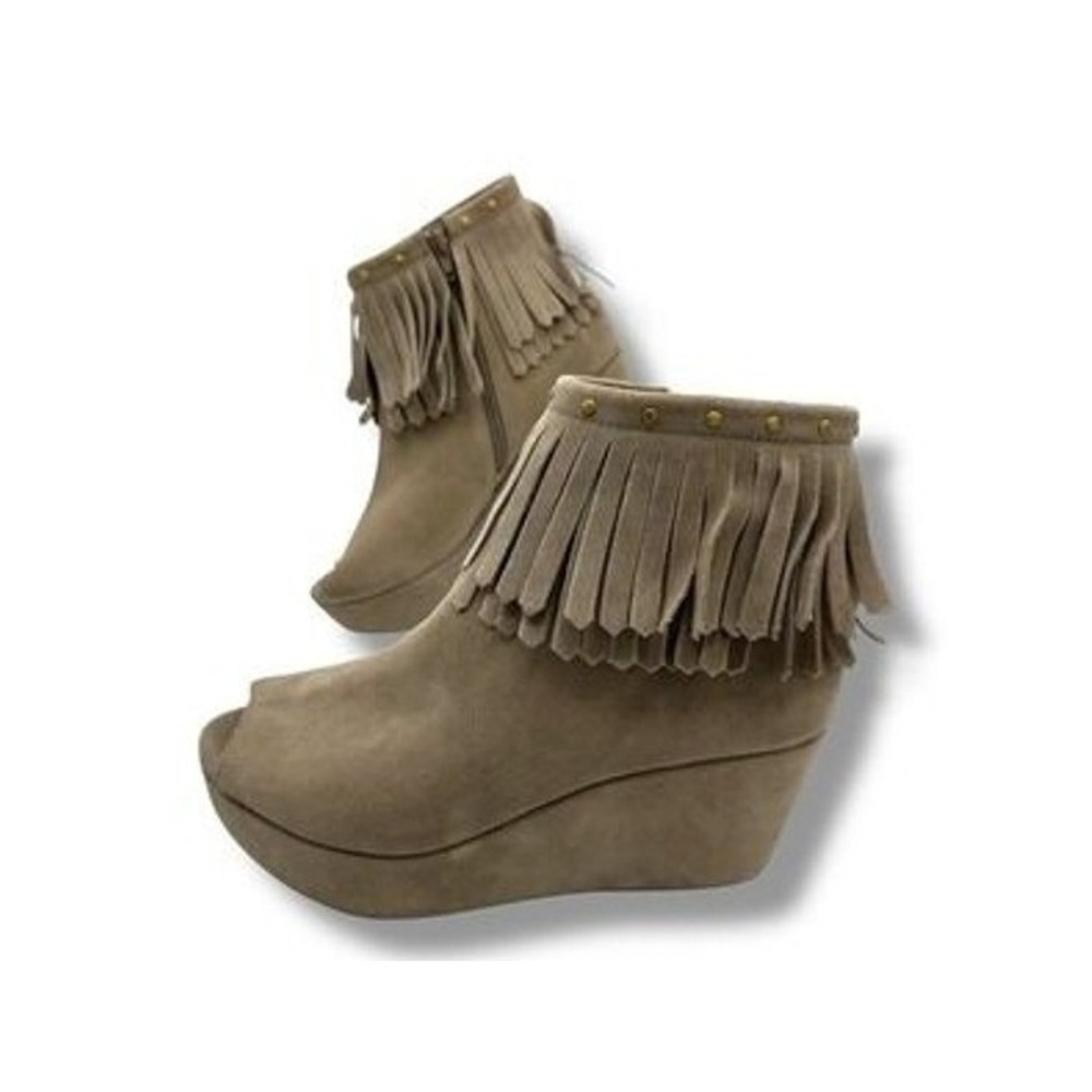 Chocolat Blu Women Shoes‎ Wick Ankle Height Bootie Ice Suede
